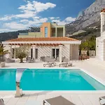 Βίλα Luxury Salvina Μακάρσκα