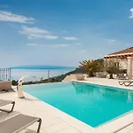 Luxury Salvina