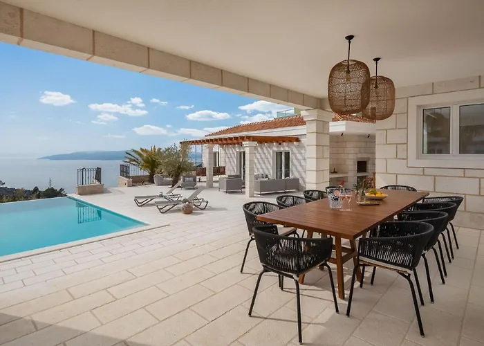 Luxury Salvina Vila *